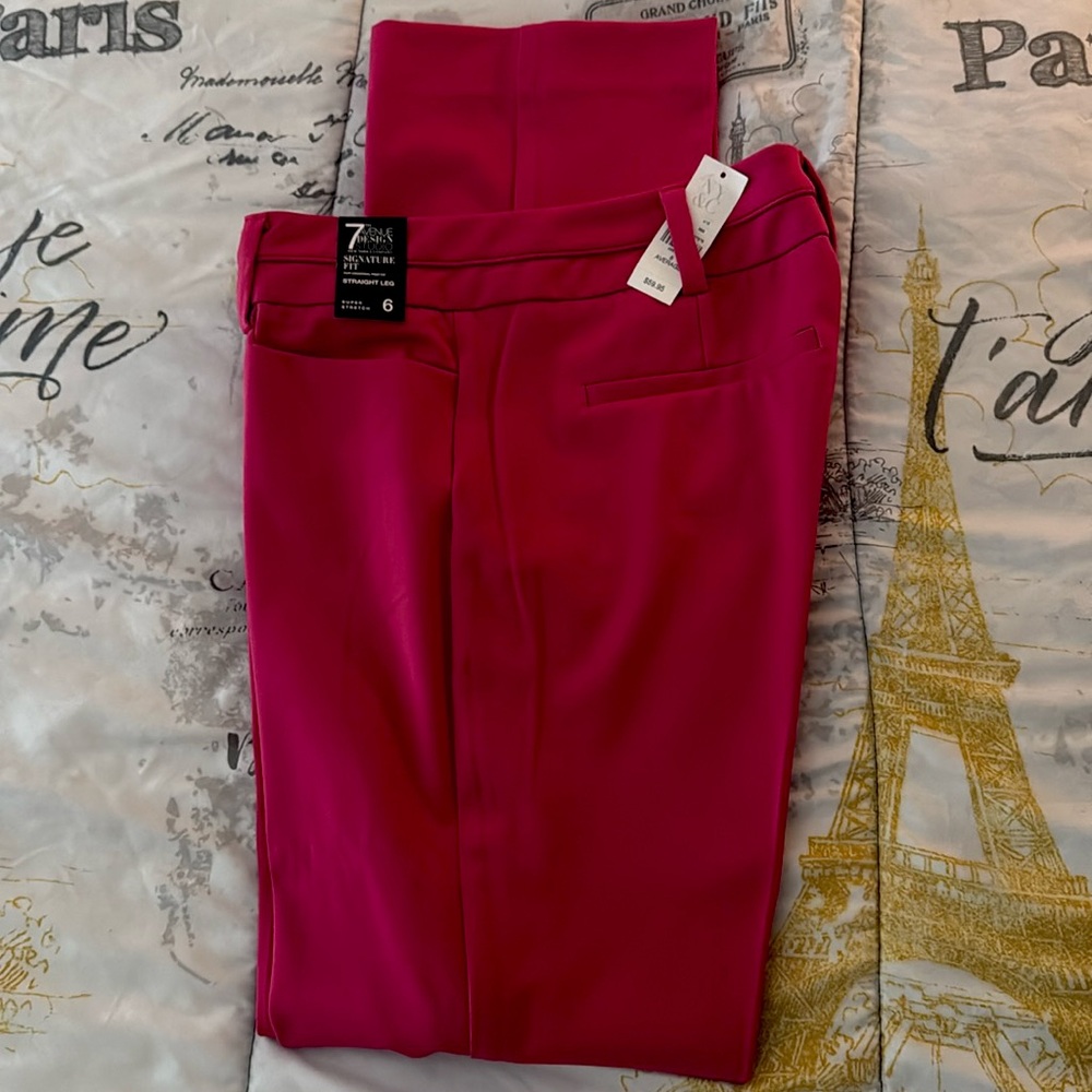 New York & Company Signature Fit size 6 pant for women.